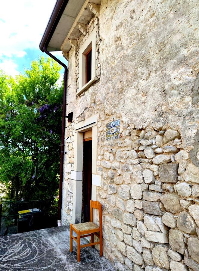 Ai Limiti • 67 • StoneHouse Palombaro Exterior foto